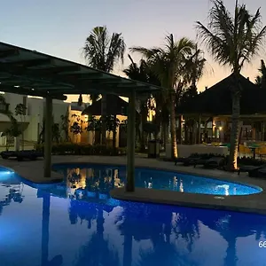 casa-nueva-de-lujo-frente-a-la-alberca.mazatlan-hotels.com/
